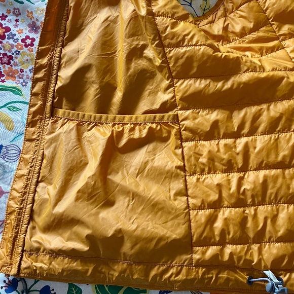 REI Shell Vest - Picture 5 of 6